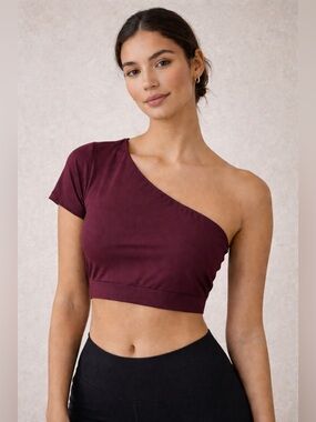 NWT Victoria Sport One Shoulder Crop Top M Burgundy Athleisure
